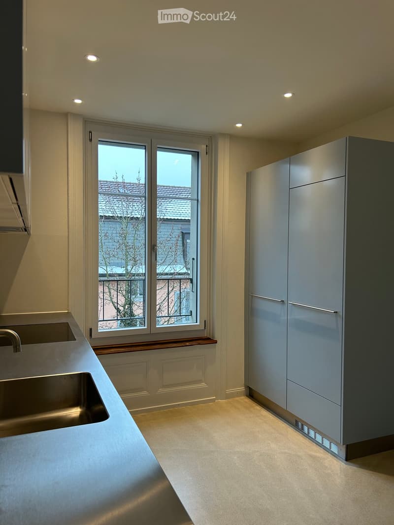 Charmante 2-Zimmer-Wohnung mit Balkon am Blockweg 7 in 3007 Bern (3)
