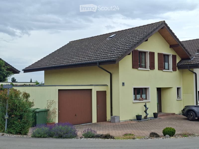 Doppeleinfamilienhaus in Orpund (1)