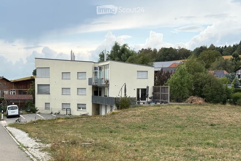 Grosszügige sonnige und ruhige Wohnung für 2 bis 4 Personen (2)