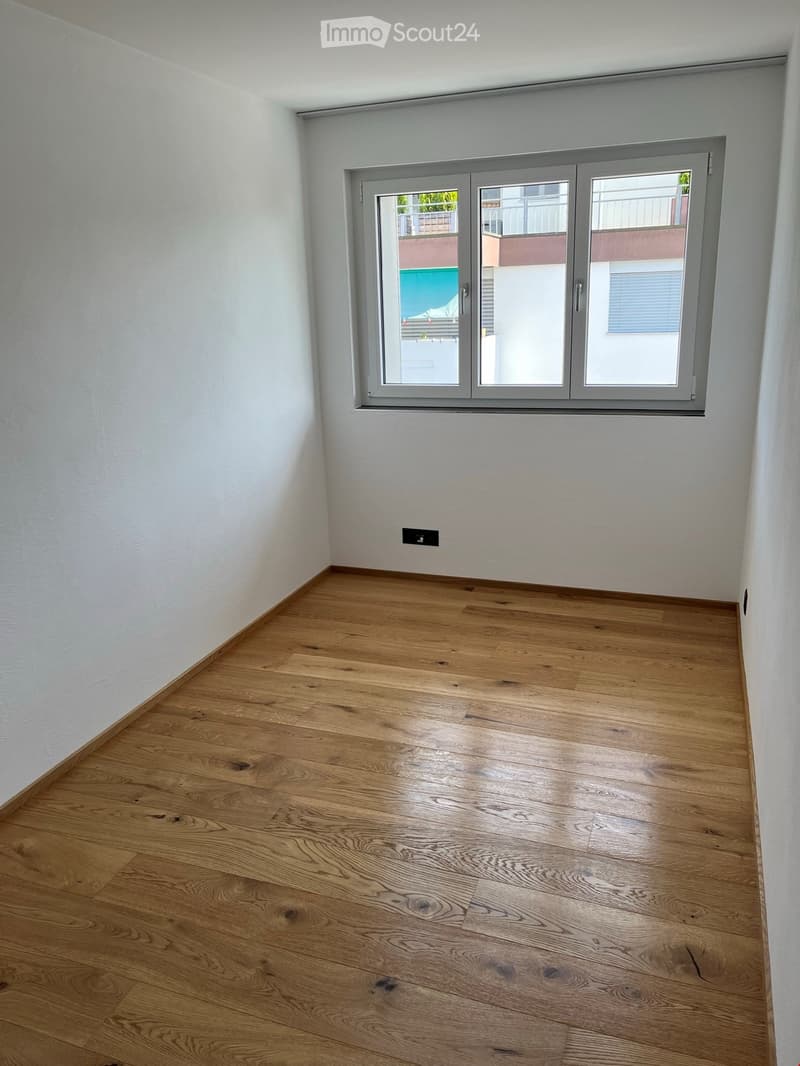 3.5-Zimmer-Wohnung mit grossem Balkon und Gartenanschluss in Thun (6)