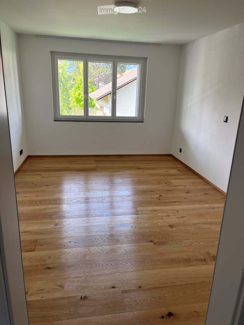 3.5-Zimmer-Wohnung mit grossem Balkon und Gartenanschluss in Thun (5)