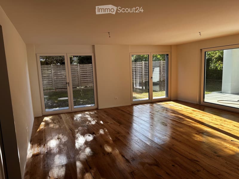 NEUBAU, 3.5 WG IM EIGENTUMSSTANDARD & 250m2 UMSCHWUNG/GARTENFLÄCHE (4)