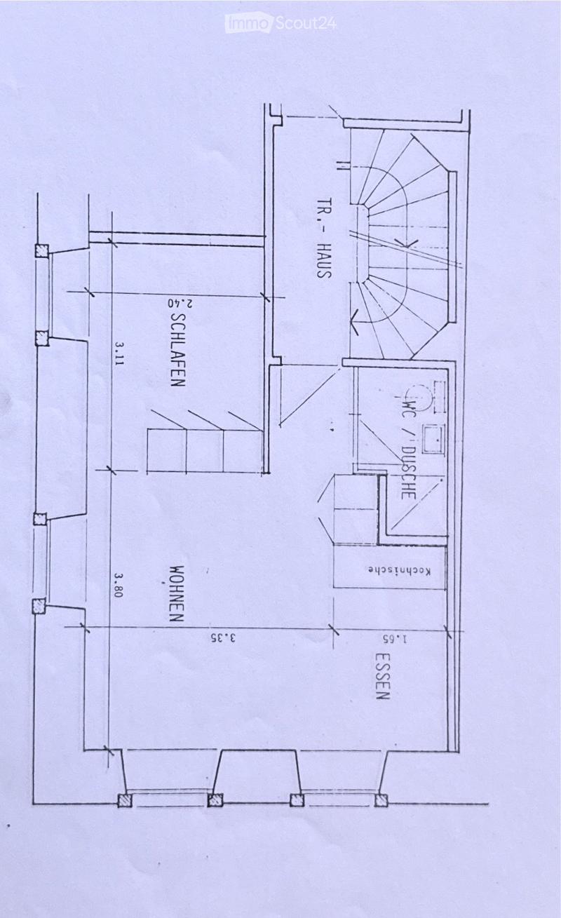 Floor plan showing a house layout with labeled rooms: living room, bedroom, kitchen, bathroom, and hallway.