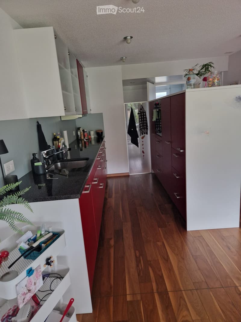{"type": "Kitchen", "objects": ["sink", "faucet", "cabinets", "countertop", "faucet", "faucet", "faucet", "faucet", "faucet", "faucet", "faucet", "faucet", "faucet", "faucet", "faucet", "faucet", "faucet", "faucet", "faucet", "faucet", "faucet", "faucet",