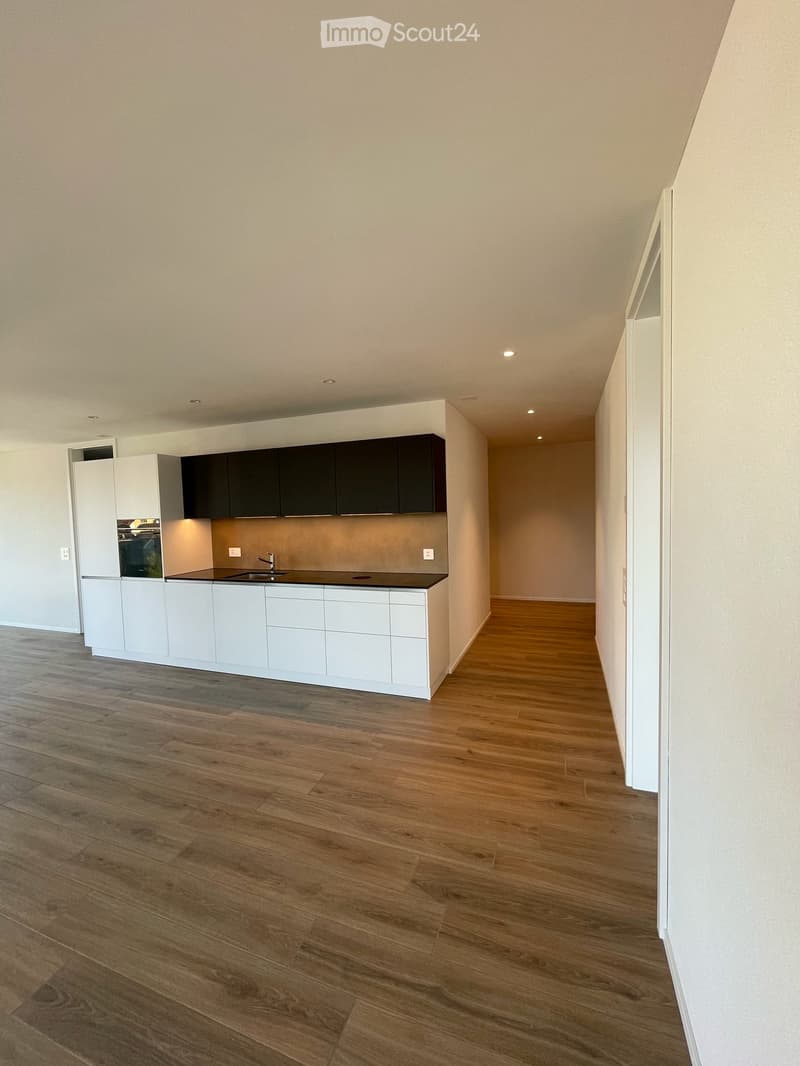 Erstvermietung: hochwertige 3.5-Zimmer-Wohnung mit Loggia in Frenkendorf (11)