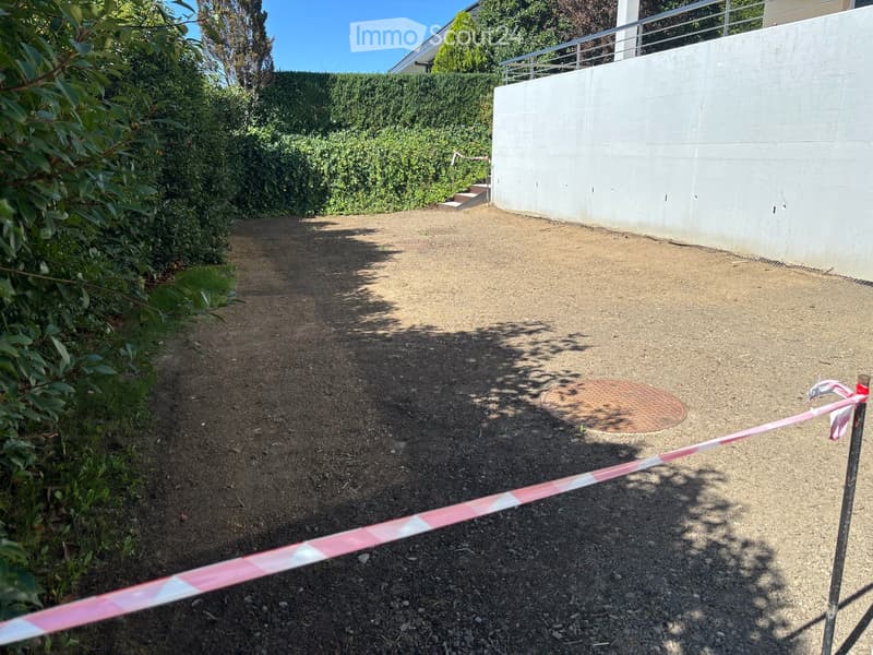 Grosszügige Wohnung mit hohem Qualitätsstandard, grosser Terrasse / Garten mit wunderschöner Sicht (24)