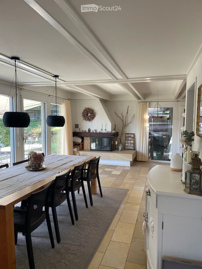 Charmantes 7.5-Zimmer-Einfamilienhaus in Thierachern (7)