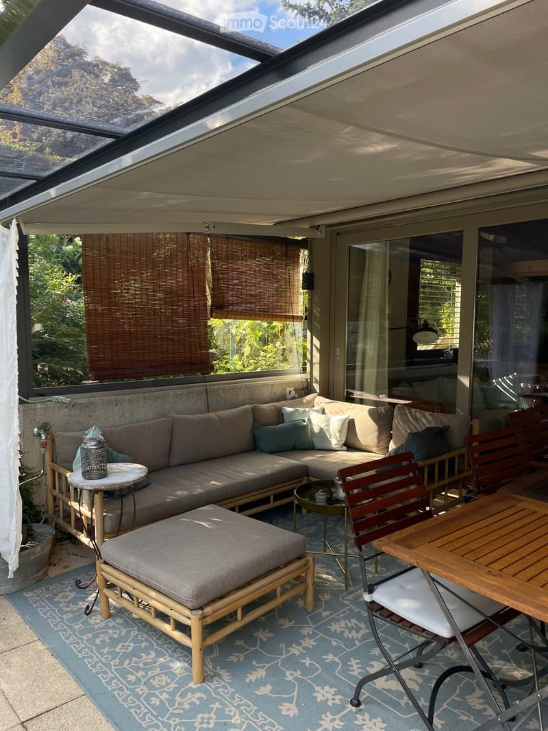 Charmantes 7.5-Zimmer-Einfamilienhaus in Thierachern (2)