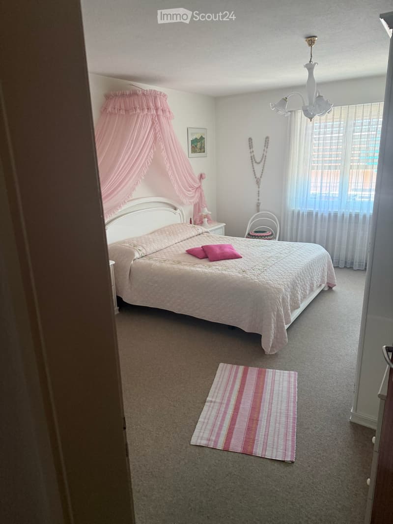 Helle 4-Zimmer-Wohnung in Baar (ZG) (7)