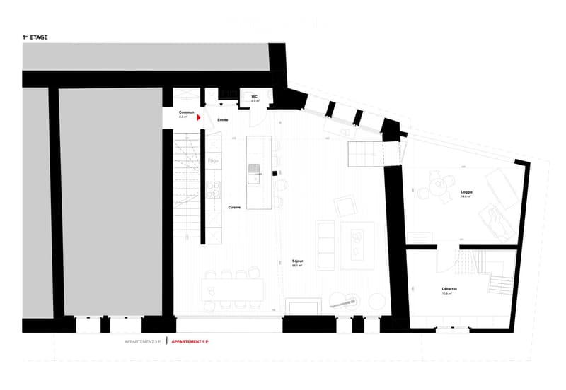 Floor plan of a 1st floor apartment showing a living room (Sejour), kitchen (Cuisine), bathroom (WC), entrance, and loggia.