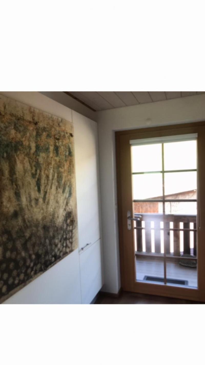 Charmante 2.5-Zimmer-Maisonette-Wohnung mit Balkon in Tschugg (8)