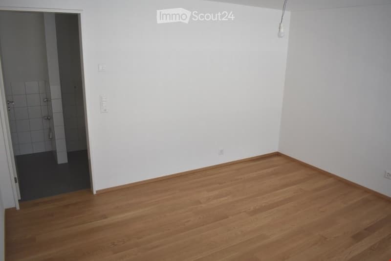 Wunderschöne, top moderne 2,5-Zimmer Wohnung mit Galerie (10)