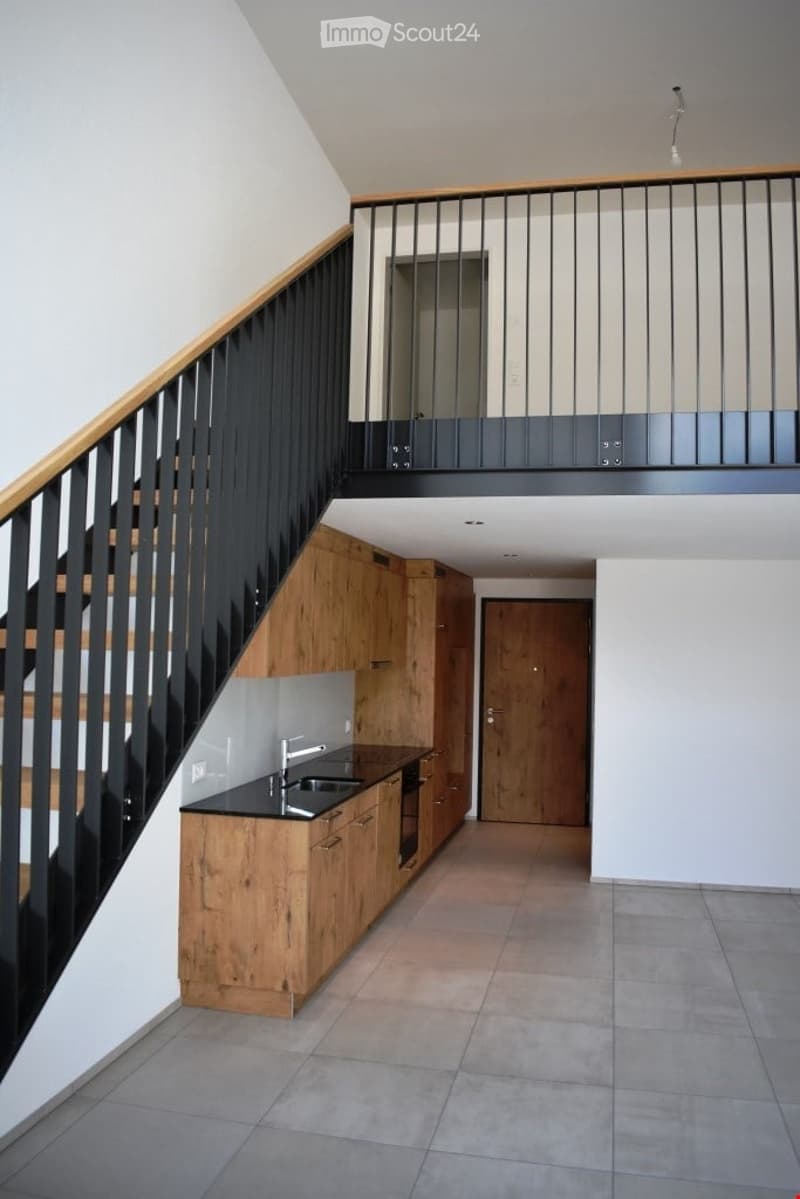 Wunderschöne, top moderne 2,5-Zimmer Wohnung mit Galerie (1)