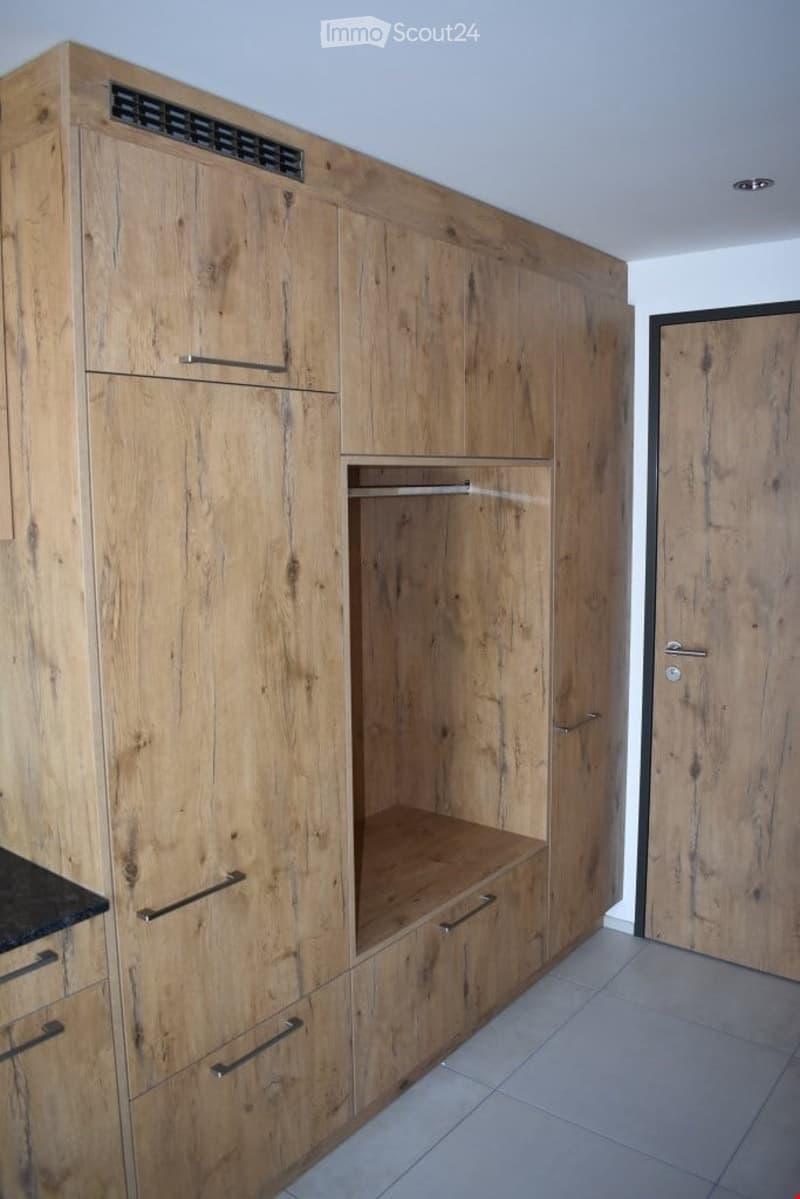 Wunderschöne, top moderne 2,5-Zimmer Wohnung mit Galerie (6)