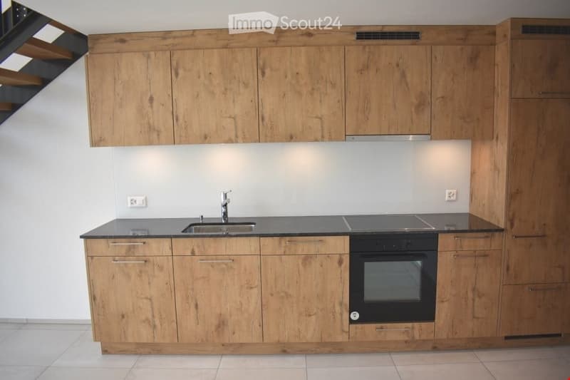 Wunderschöne, top moderne 2,5-Zimmer Wohnung mit Galerie (4)