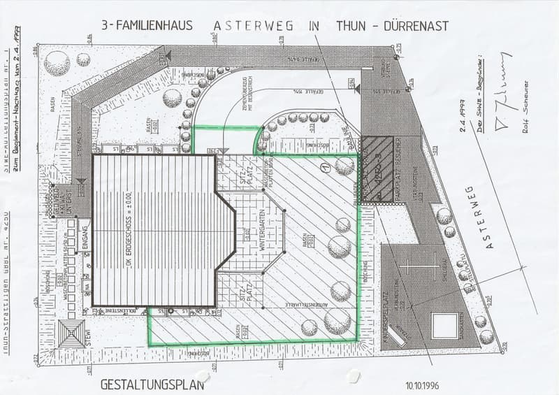 Floor plan of a 3-family house in Asterweg, Thun-Durernast, showing layout with entrance, winter garden, seating areas, children's play area, parking spaces, and pathways.