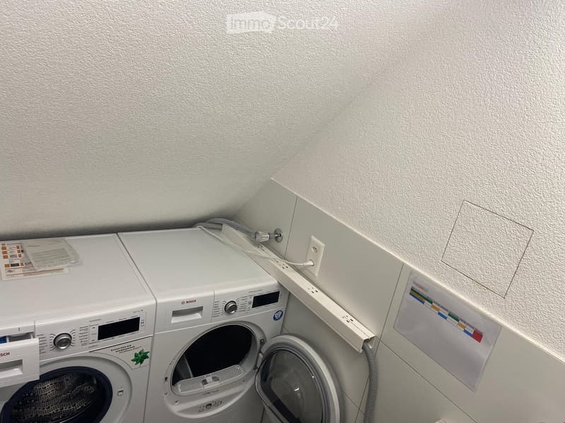 Charmante 3.5-Zimmer-Wohnung in historischem Fachwerkhaus in Riehen (8)