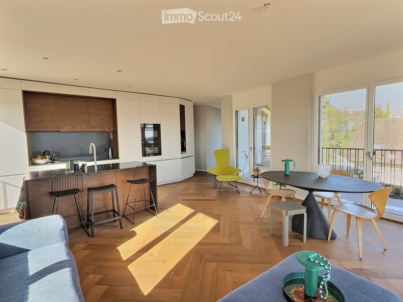 {"visible_features": ["Balcony / Terrace"], "type": "Furnished Room", "objects": ["sofa", "coffee table", "stool", "chair", "stool", "stool", "stool", "stool", "stool", "stool", "stool", "stool", "stool", "stool", "stool", "stool", "stool", "stool", "stoo