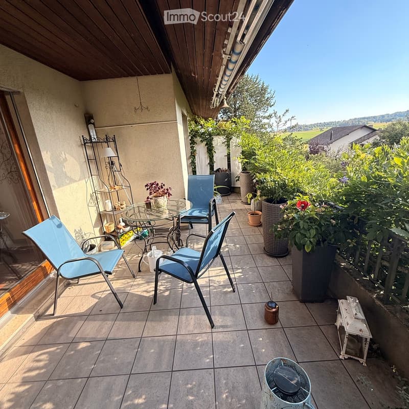 Appartement lumineux de 4.5 pièces avec vue à Lamboing (1)