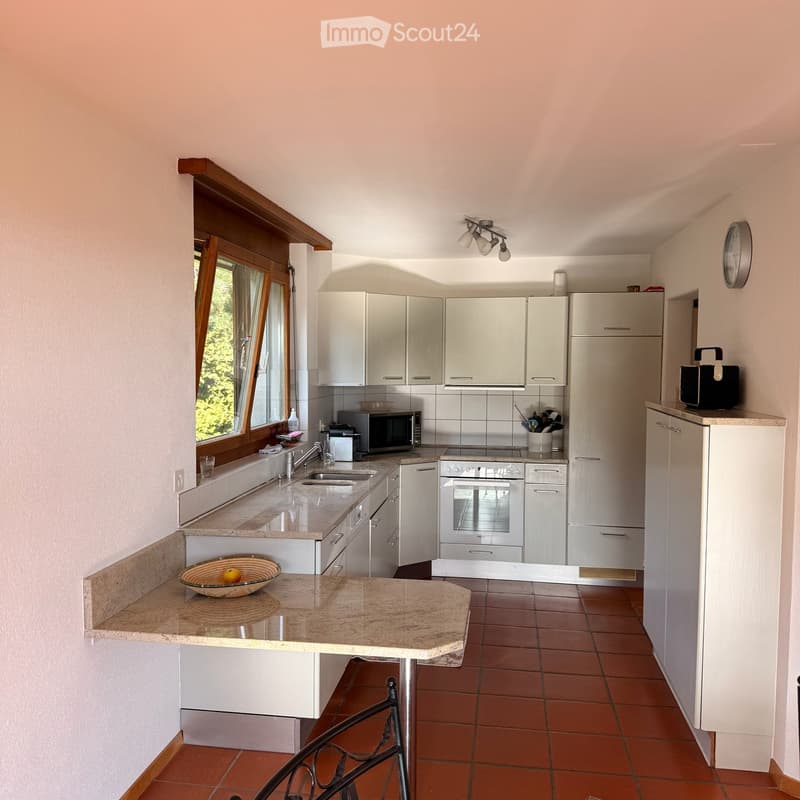 Appartement lumineux de 4.5 pièces avec vue à Lamboing (8)