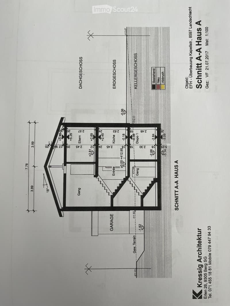 Floor plan of a house showing layout with entrance, kitchen, stairs, garage, and basement.
