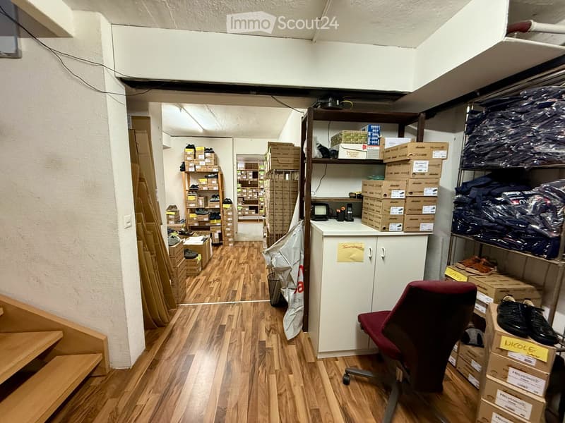 Ladenlokal an der Vazerolgasse in Chur – Altbau mit Charme (10)