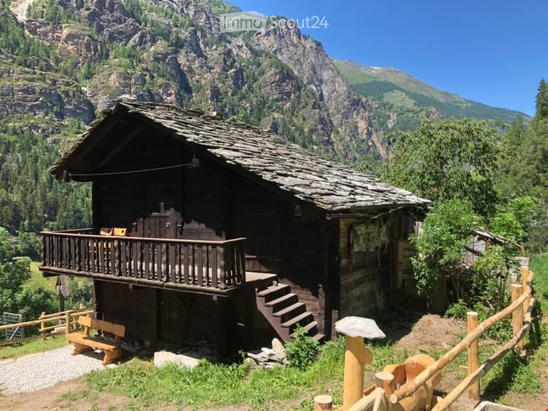 Chalet mit Charme möbliert zu vermieten - Bergflair & Natur pur aber Achtung.... :-) (3)