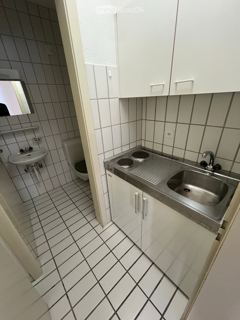Bureau ou cabinet au centre-ville de Fribourg (8)