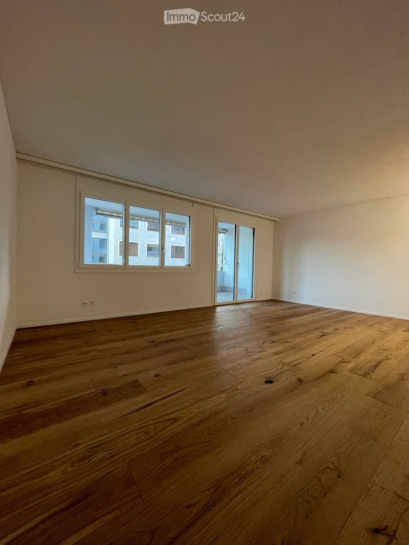 Neu renovierte 6.5-Zimmer Wohnung in Ennetbürgen NW inkl. Garage (8)