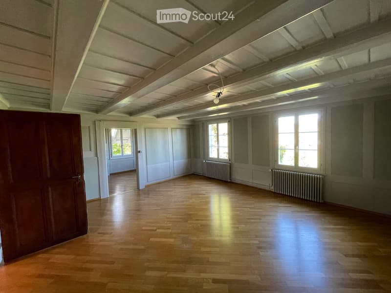 Helle 3.5-Zimmer-Wohnung mit Balkon in Gasel (3)