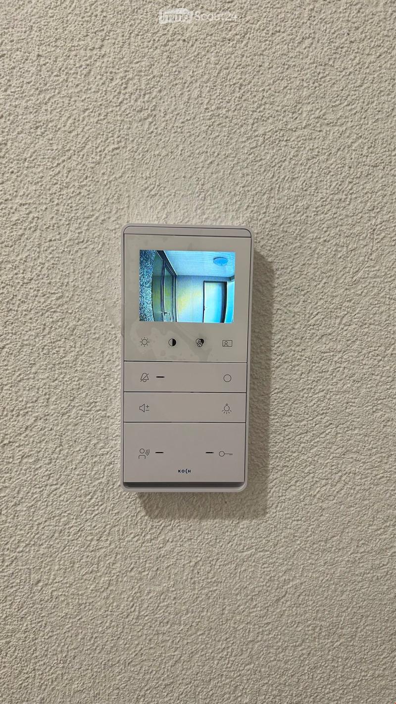 KERNSANIENIERTE UND HOCHWERTIGE 3½-ZI.-WOHNUNG (8)