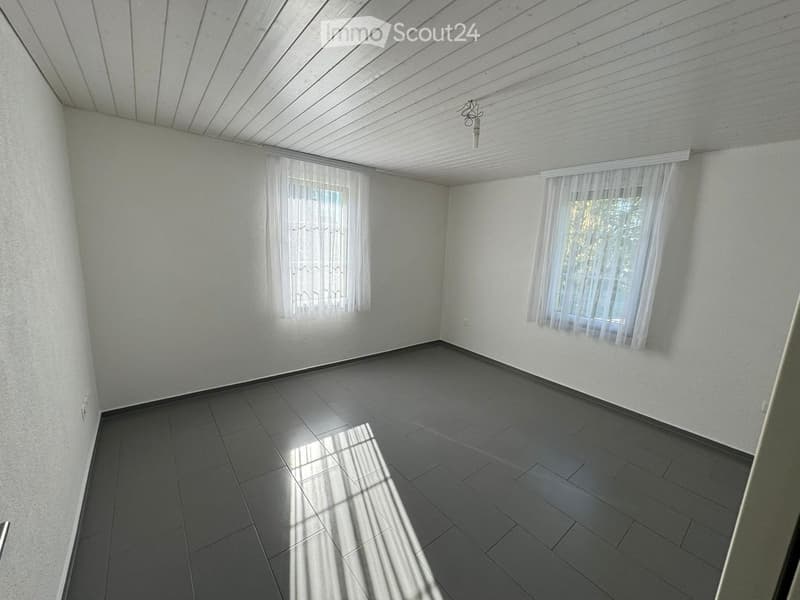 Helle 4,5-Zimmer-Wohnung in zentraler Lage zu vermieten (5)