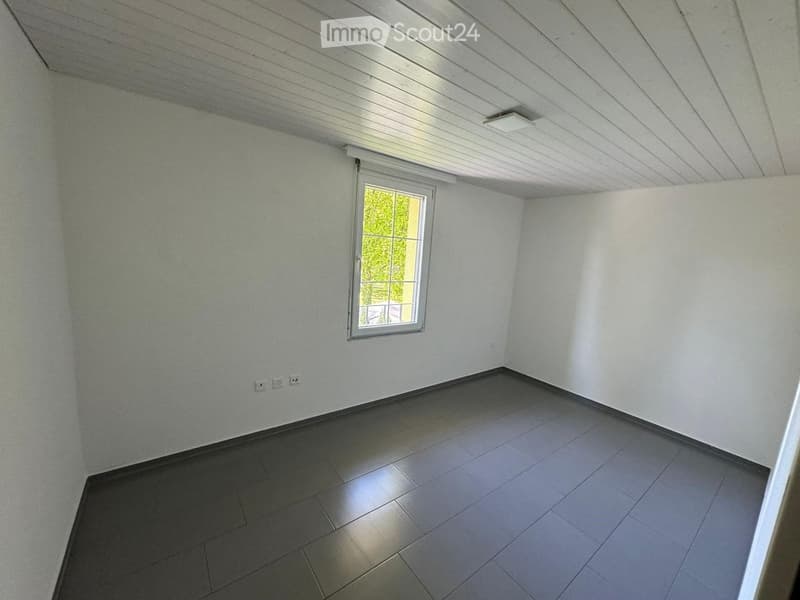 Helle 4,5-Zimmer-Wohnung in zentraler Lage zu vermieten (4)