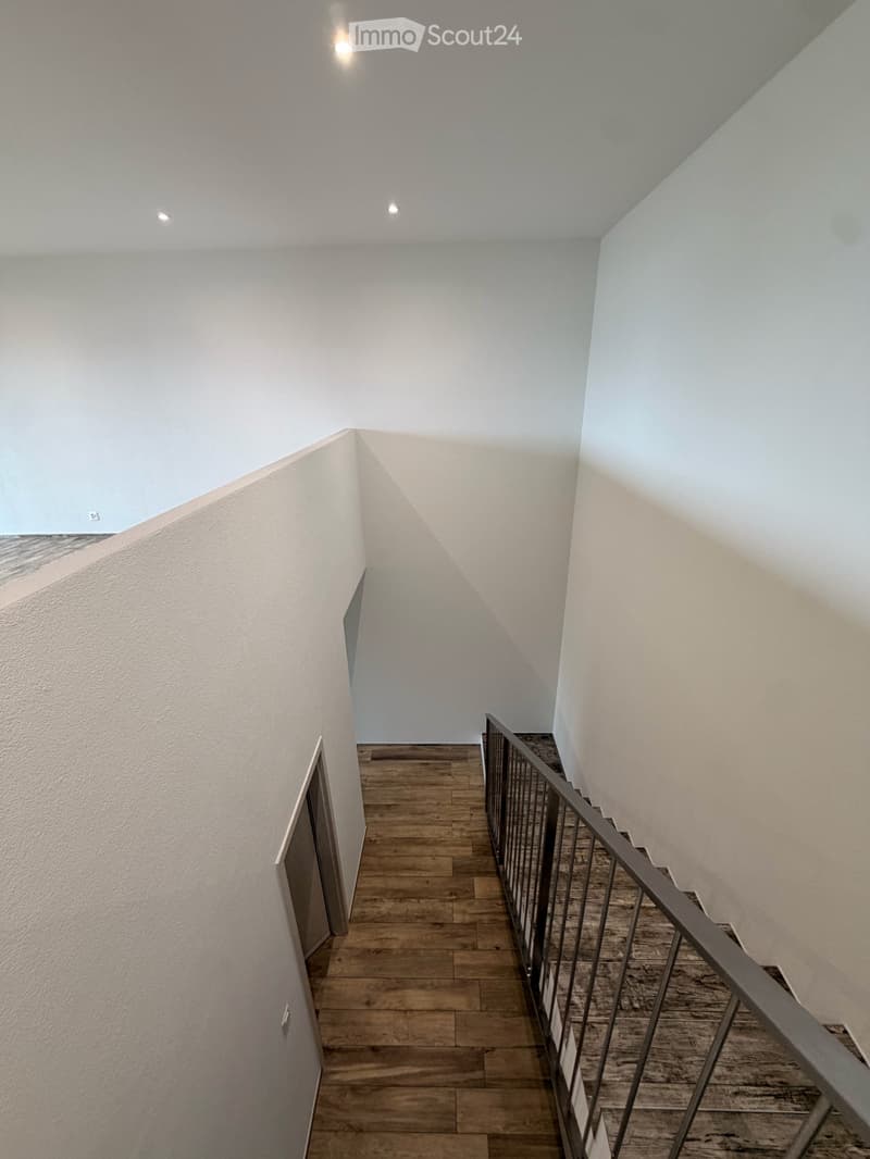 Magnifique duplex de 4.5 pièces avec vue panoramique sur le lac et les Alpes (6)