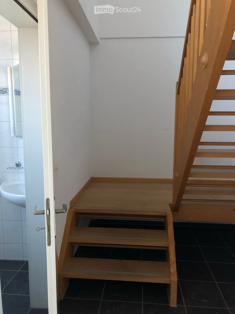 3,5-Zimmer Doppeleinfamilienhaushälfte in Thun (2)
