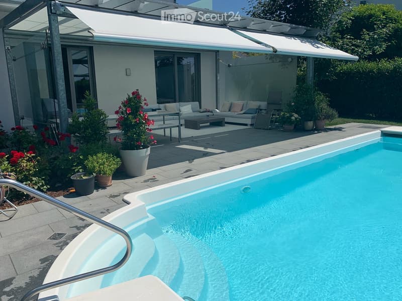 Poolterrasse
