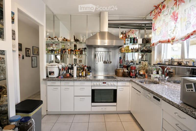 {"type": "Kitchen", "objects": ["oven", "faucet", "sink", "microwave", "cupboard", "fridge", "cupboard", "oven", "faucet", "sink", "microwave", "cupboard", "cupboard", "cupboard", "cupboard", "cupboard", "cupboard", "cupboard", "cupboard", "cupboard", "cu