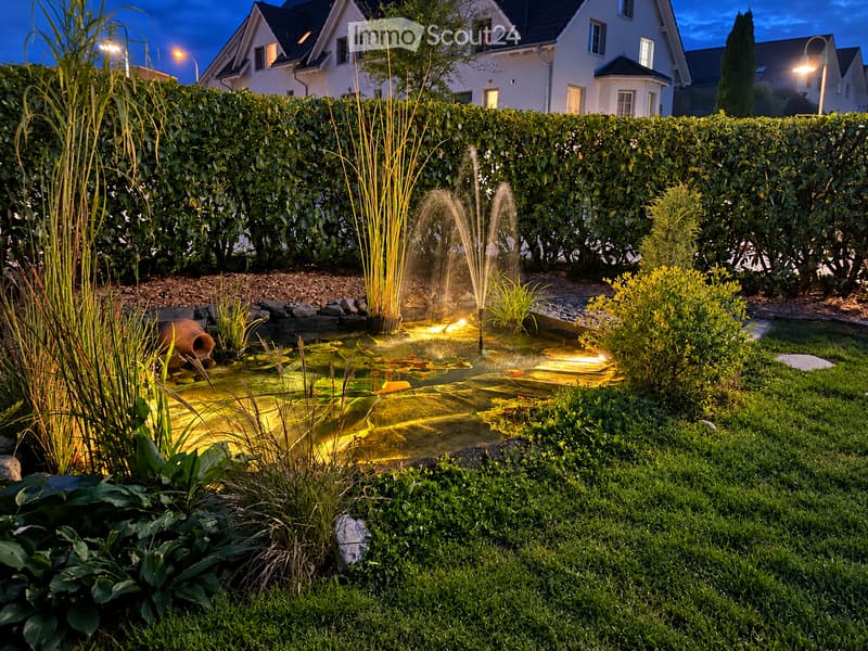 Modernes 6.5-Zimmer-Einfamilienhaus mit viel Wohnqualität, Garten und Whirlpool (22)