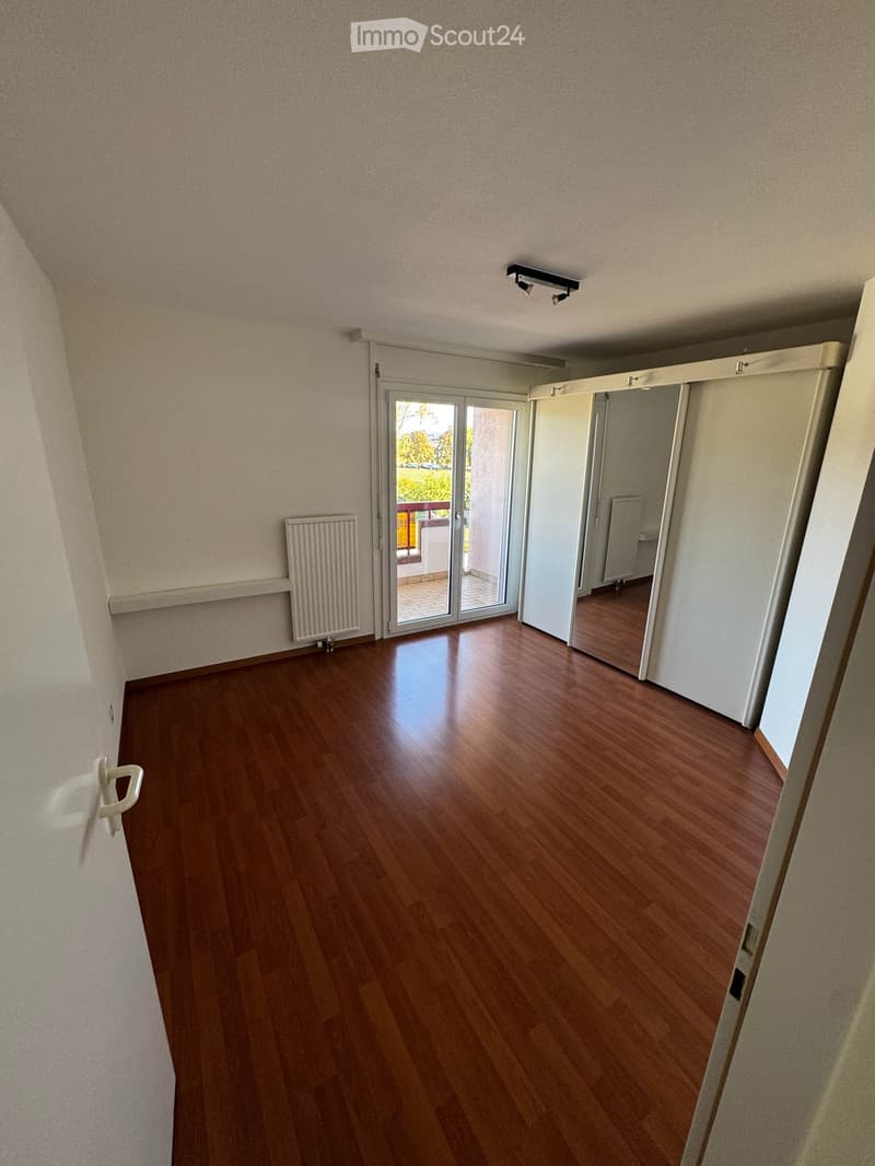 Lumineux appartement de 5.5 pièces avec vue imprenable à Ecublens (VD) (7)