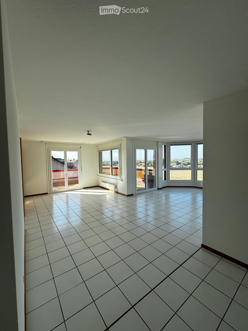 Lumineux appartement de 5.5 pièces avec vue imprenable à Ecublens (VD) (1)