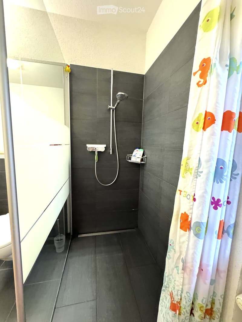 Modernes 100m² EFH mit idyllischer Terrasse & Platz ohne Ende! (5)