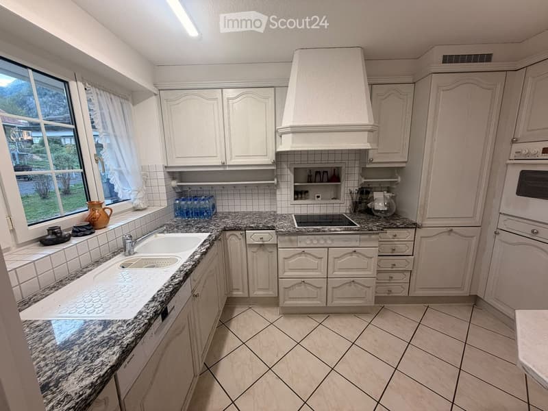 {"type": "Kitchen", "objects": ["sink", "faucet", "oven", "cabinets", "granite countertop", "fridge", "cupboard", "faucet", "oven", "cupboard", "cupboard", "cupboard", "cupboard", "cupboard", "cupboard", "cupboard", "cupboard", "cupboard", "cupboard", "cu