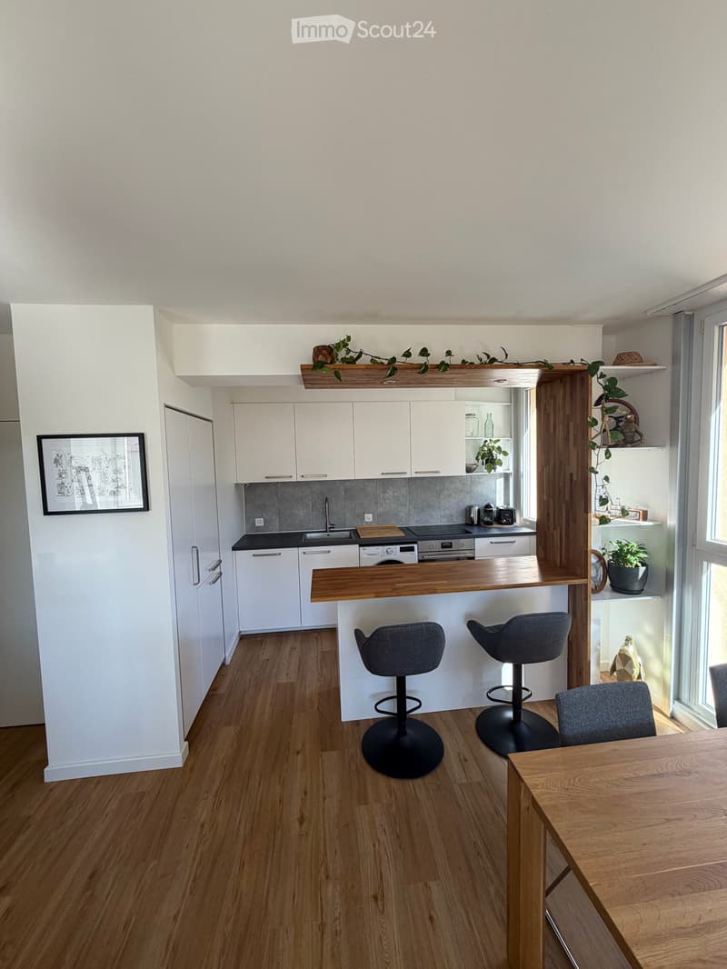 Appartement 2.5 pièces lumineux et rénové avec place de parc – Cugy (VD) (2)