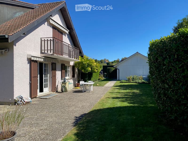 Rare, maison avec dépendance à Anières (28)