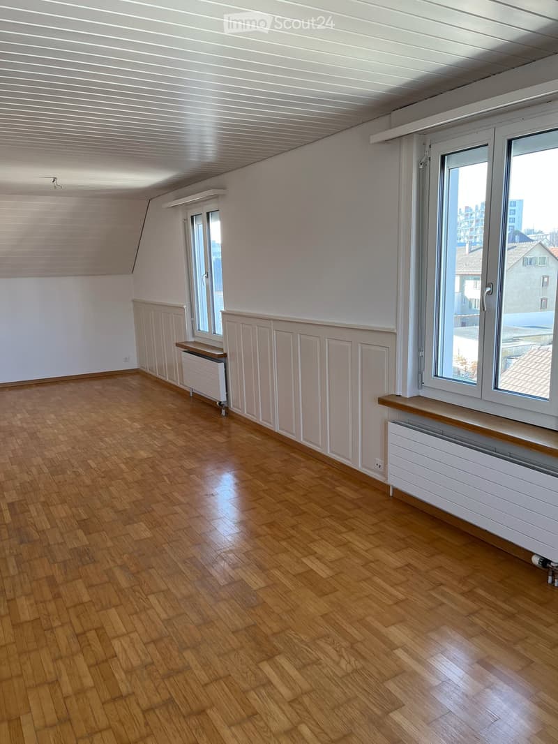 3.5-Zi-Dachwohnung in Neuhausen am Rheinfall (4)