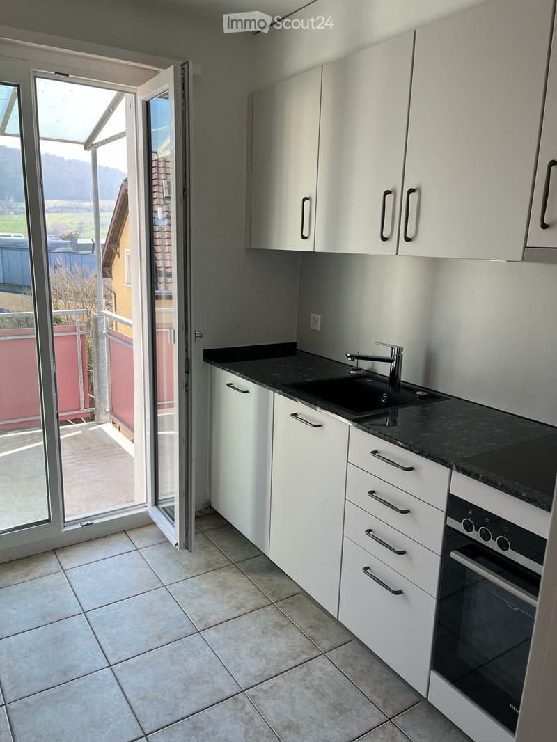 3.5-Zi-Dachwohnung in Neuhausen am Rheinfall (2)