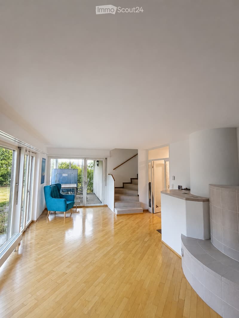 Freistehendes 5½-Zimmer-Einfamilienhaus mit idyllischem, sonnigem Garten (5)