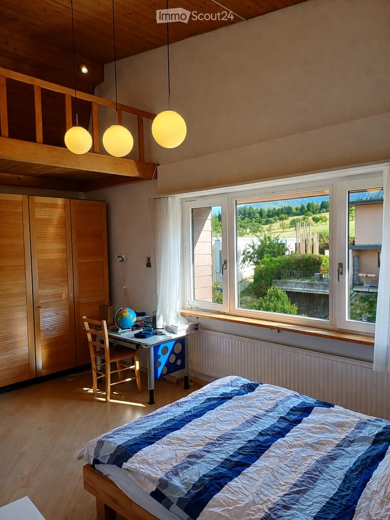 Freistehendes 5½-Zimmer-Einfamilienhaus mit idyllischem, sonnigem Garten (22)