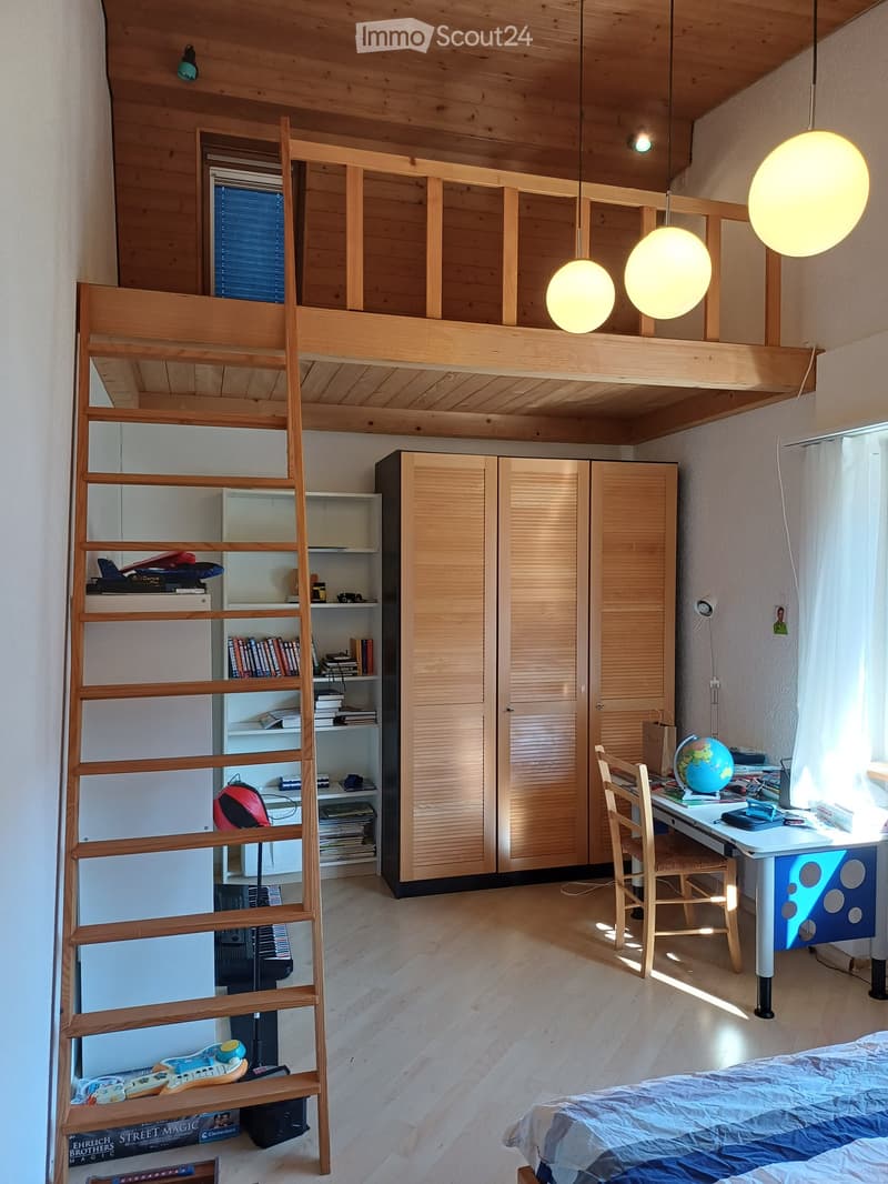 Freistehendes 5½-Zimmer-Einfamilienhaus mit idyllischem, sonnigem Garten (21)