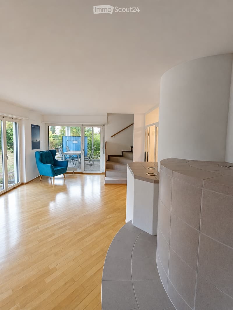 Freistehendes 5½-Zimmer-Einfamilienhaus mit idyllischem, sonnigem Garten (6)